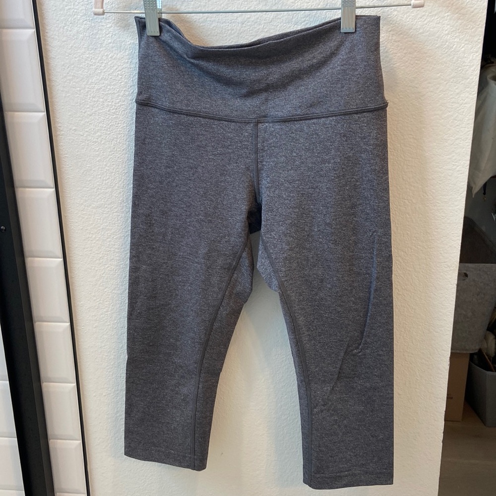 Grey lululemon capri length leggings